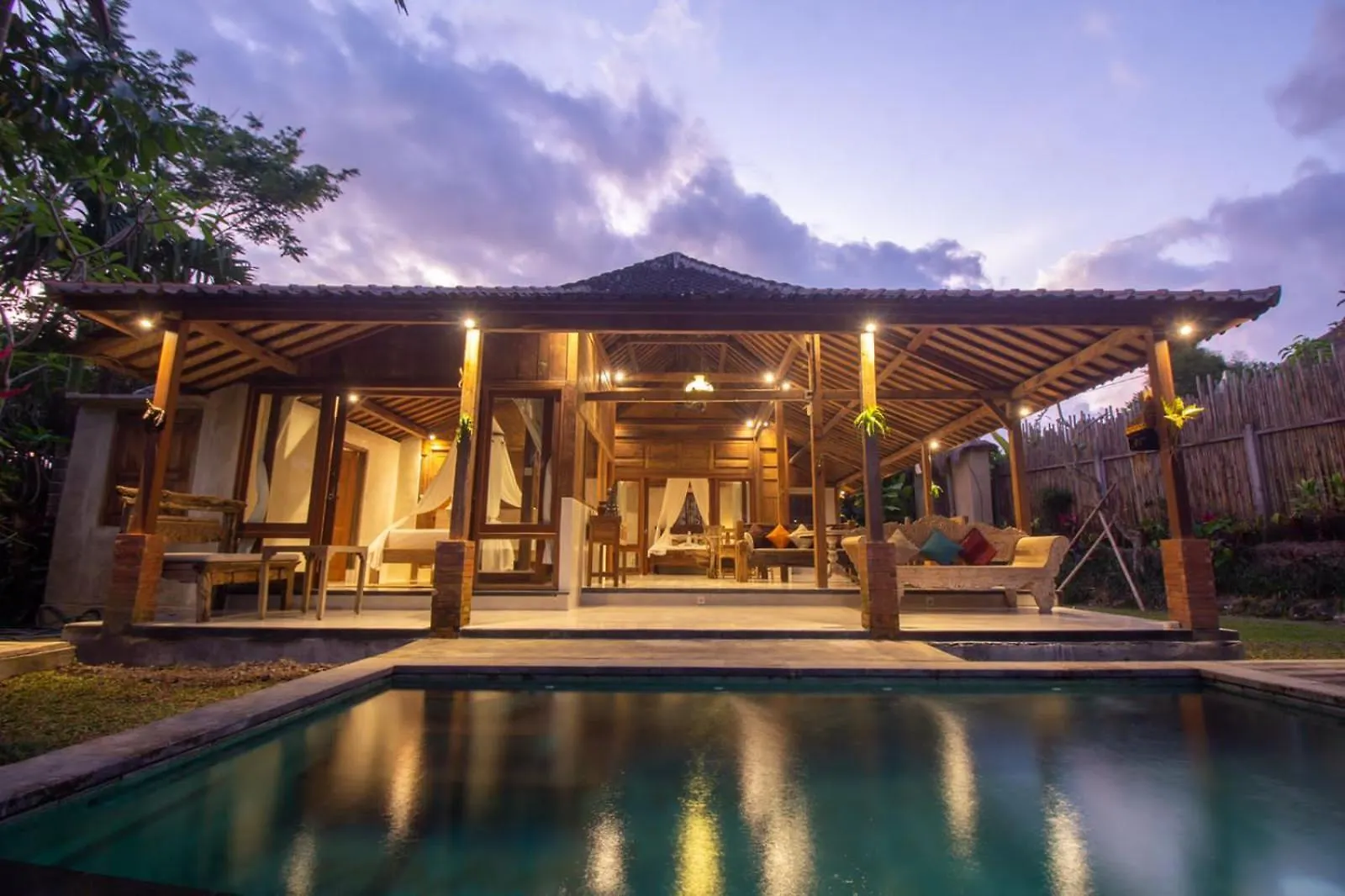 Willa Bale D'Uma Joglo Ubud