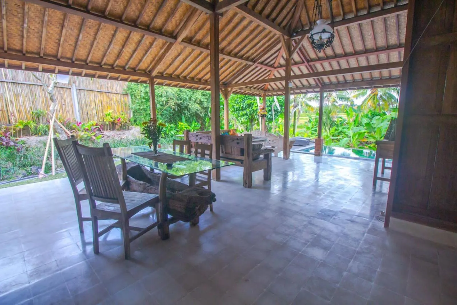 Villa Bale D'Uma Joglo à Ubud Indonésie